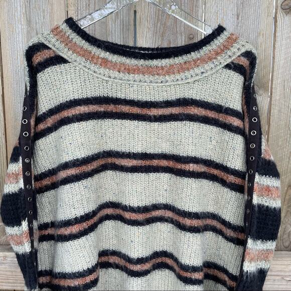 Free People Sid Striped Sweater Oversized Boatneck Eyelet Long Sleeve Tunic XS - Picture 3 of 10